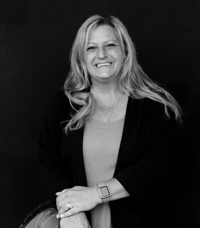 Jenn-Dempsey-bfplaw-Legal-Assistant
